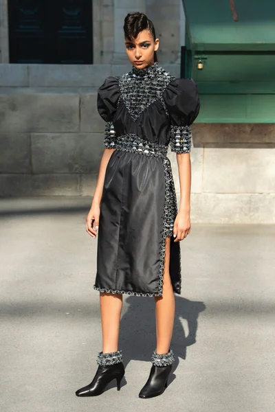 Look 28